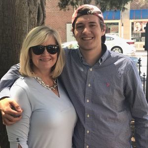 Meet your Posher, Travis